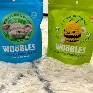 Woobles kit never ever used bubbles the elephant and Cornelius, the bee